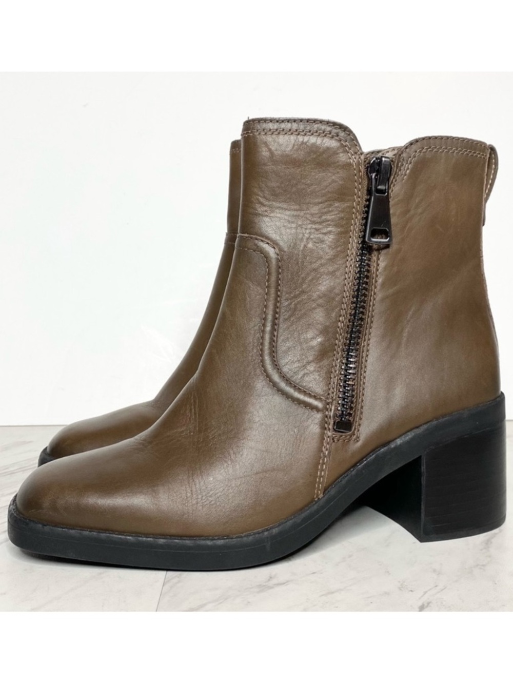 New! Naturalizer Emmy Brown Leather Square Toe Bootie 7W